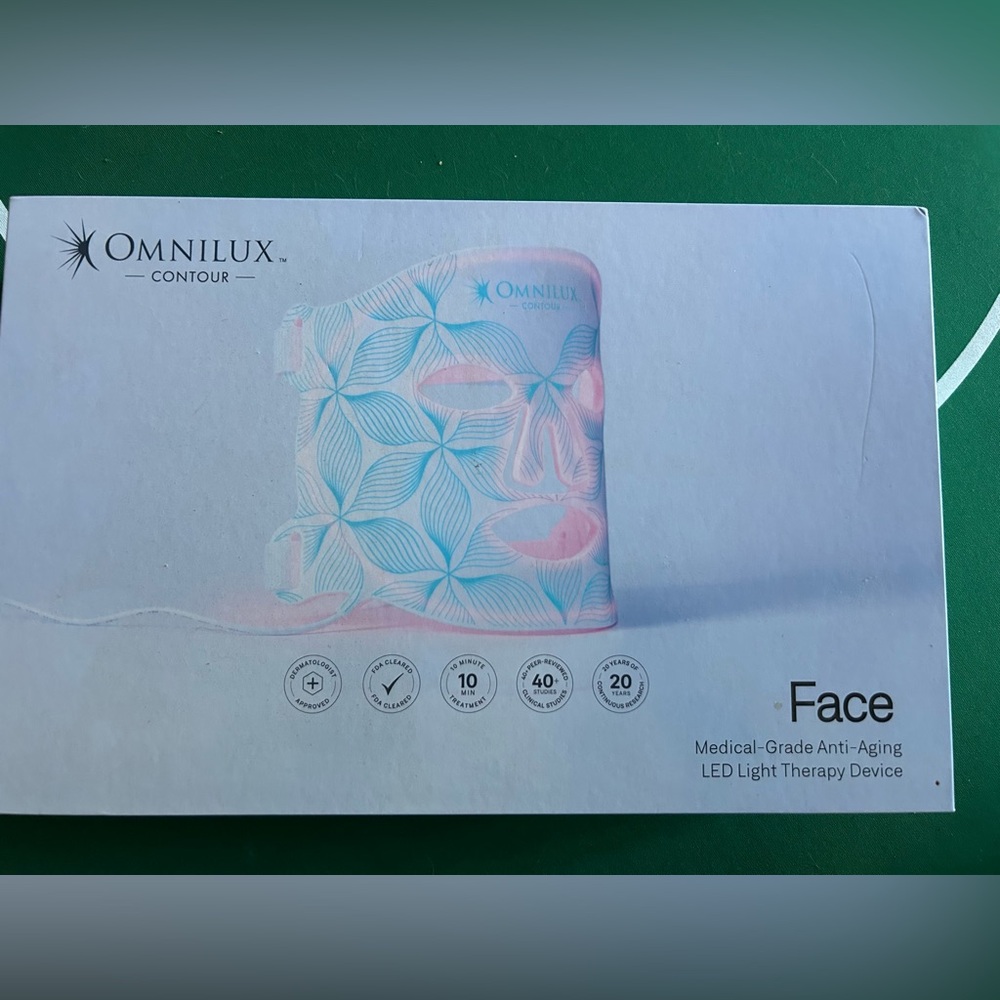 Omnilux Contour Face LED Mask